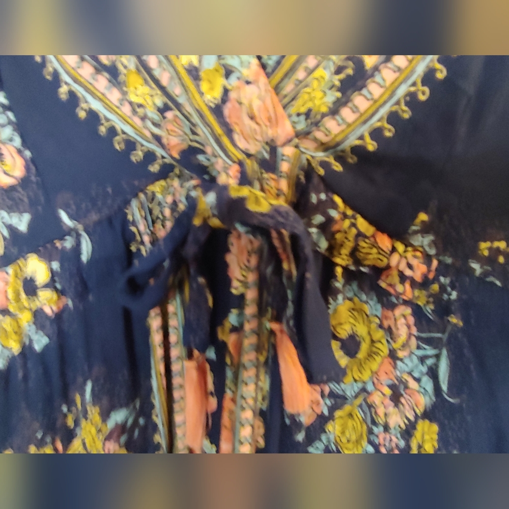 Women's Boho Shirt - Picture 6 of 7